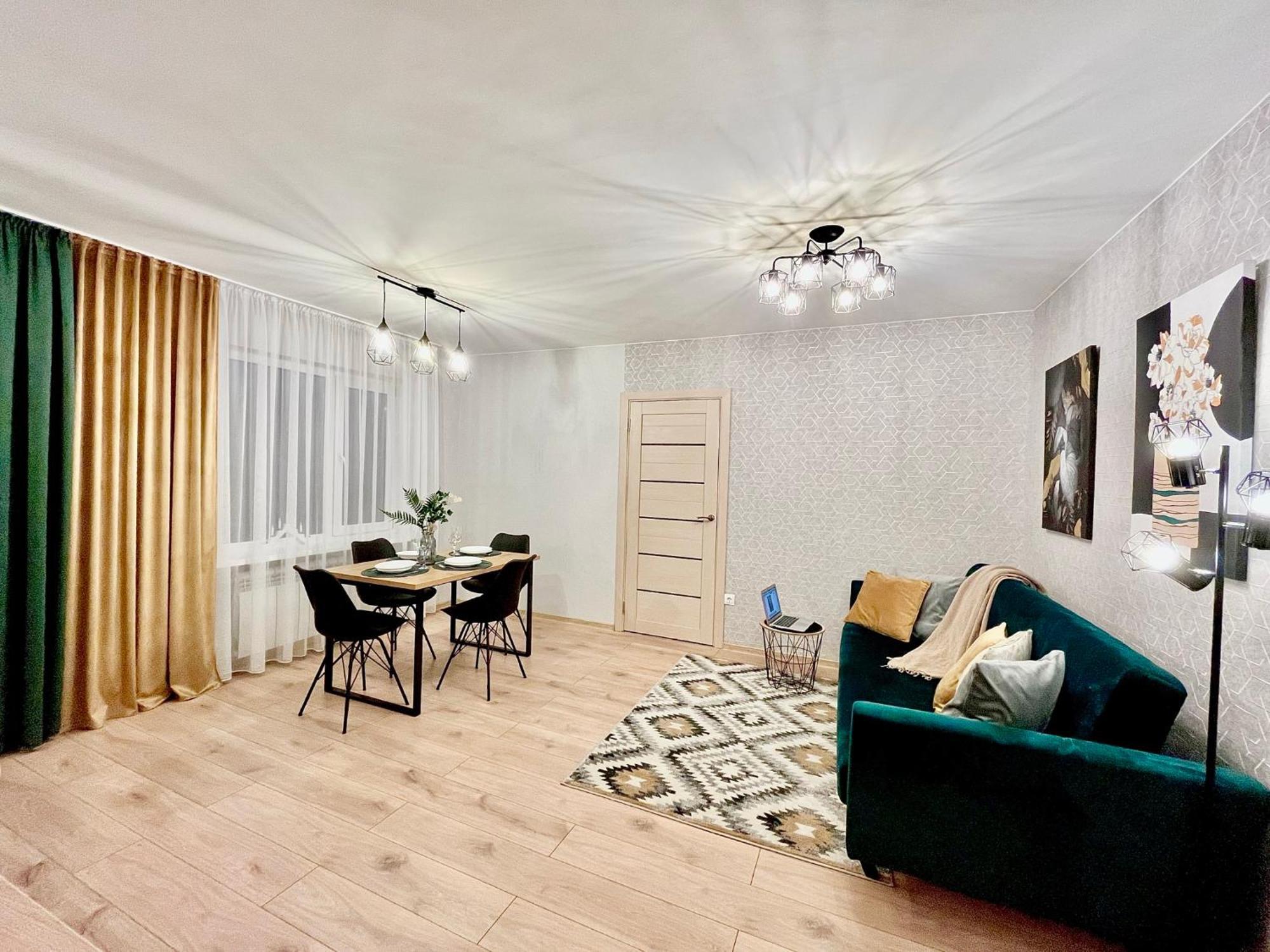 New Stylish Center Self Check-in Apartment Narva