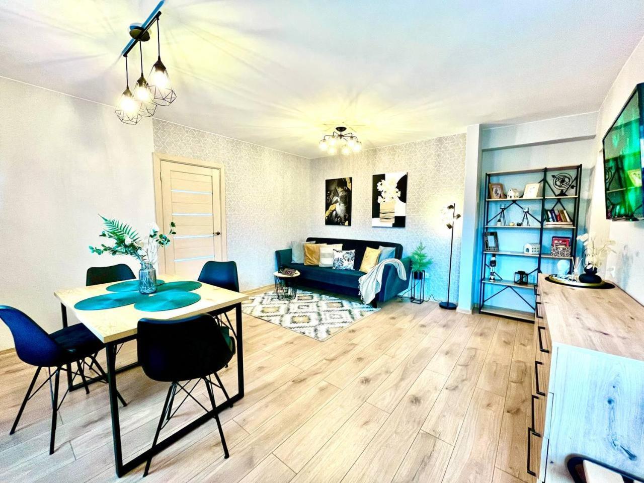 New Stylish Center Self Check-in Apartamento Narva